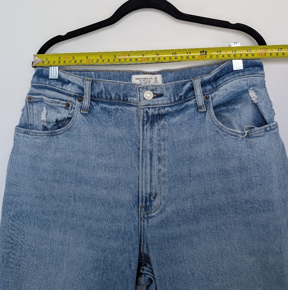 Abercrombie Curve Love 14L/32 90s Straight Ultra High Rise Jeans Distressed - Picture 10 of 16